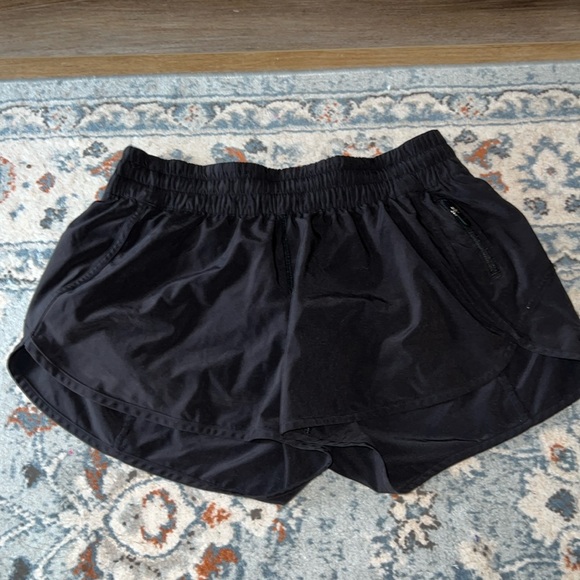 lululemon athletica Pants - Black lululemon tracker shorts 4”